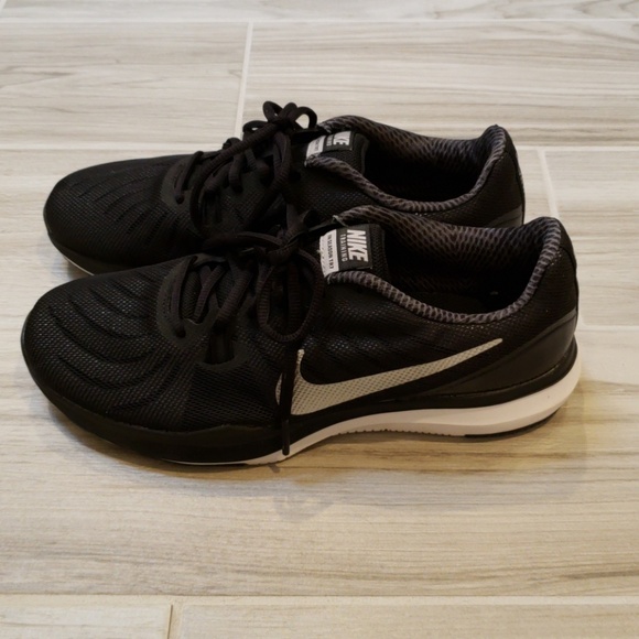 nike in season trainer